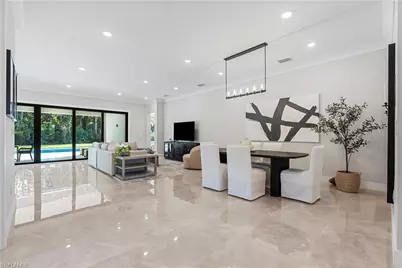240 Allamanda Way, Naples, FL 34114 - Photo 5