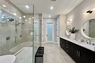 240 Allamanda Wy, Naples, FL 34114 - Photo 17