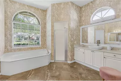 258 Monterey Dr, Naples, FL 34119 - Photo 15