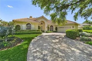 258 Monterey Dr, Naples, FL 34119 - Photo 25