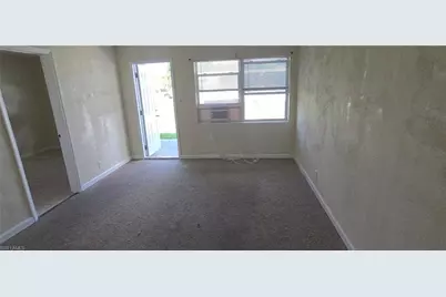 3049 2nd St #1, Fort Myers, FL 33916 - Photo 11