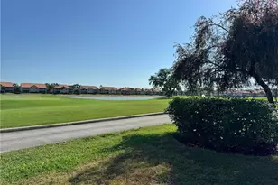 28044 Cavendish Ct, Bonita Springs, FL 34135 - Photo 15