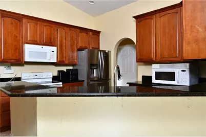 3515 20th St SW, Lehigh Acres, FL 33976 - Photo 9