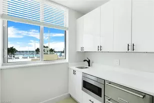 3000 Oasis Grand Blvd, Fort Myers, FL 33916 - Photo 23