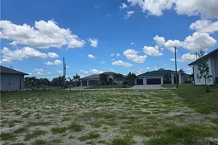 820 NW 39th Ave, Cape Coral, FL 33993 - Photo 5