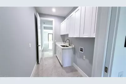 532 41st Ave NE, Naples, FL 34120 - Photo 31