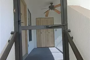 13247 Whitehaven Ln, Fort Myers, FL 33966 - Photo 5