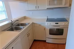 13247 Whitehaven Ln, Fort Myers, FL 33966 - Photo 15