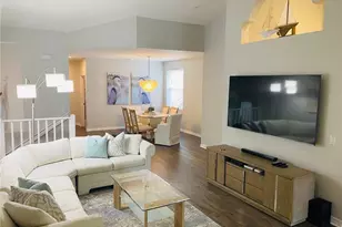 25240 Pelican Creek Cir, Bonita Springs, FL 34134 - Photo 9