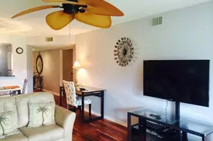 717 Landover Cir, Naples, FL 34104 - Photo 3