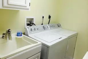 717 Landover Cir, Naples, FL 34104 - Photo 13