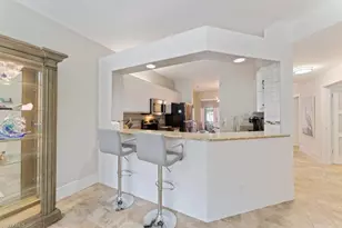 7100 Barrington Cir, Naples, FL 34108 - Photo 11