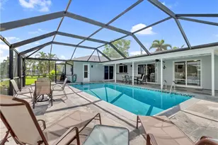 2415 SW 43rd St, Cape Coral, FL 33914 - Photo 9