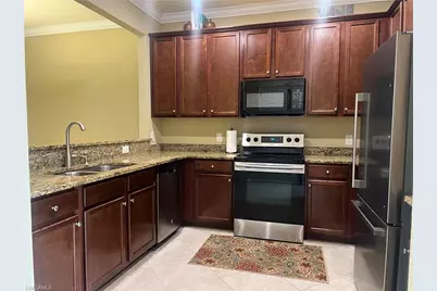 10300 Via Colomba Cir, Fort Myers, FL 33966 - Photo 9