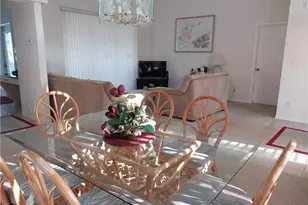 449 Dundee Ct, Naples, FL 34104 - Photo 9