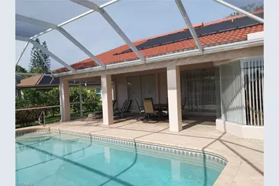 449 Dundee Ct, Naples, FL 34104 - Photo 23