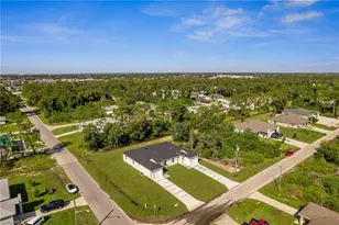 2401-2403 Quentin Ave S, Lehigh Acres, FL 33973 - Photo 25