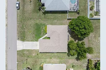 2226 NE 34th Ter, Cape Coral, FL 33909 - Photo 25
