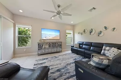 28646 Lobos Cir, Bonita Springs, FL 34135 - Photo 9