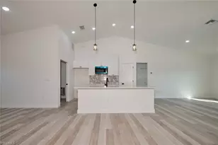 1610 Robert Ave, Lehigh Acres, FL 33972 - Photo 7