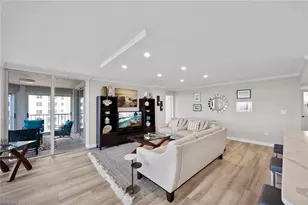 6585 Nicholas Blvd, Naples, FL 34108 - Photo 5