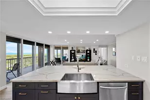 6585 Nicholas Blvd, Naples, FL 34108 - Photo 15