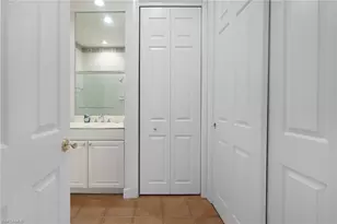 922 Turtle Ct, Naples, FL 34108 - Photo 29