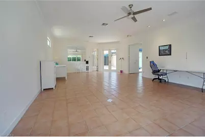 922 Turtle Ct, Naples, FL 34108 - Photo 19