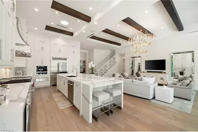 150 6th St N, Naples, FL 34102 - Photo 9