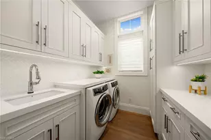 150 6th St N, Naples, FL 34102 - Photo 15