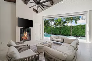 150 6th St N, Naples, FL 34102 - Photo 21