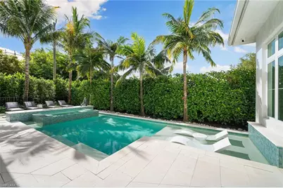 150 6th St N, Naples, FL 34102 - Photo 45