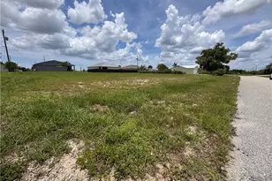 1908 NE 1st Ave, Cape Coral, FL 33909 - Photo 3