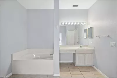 1023 SE 6th St, Cape Coral, FL 33990 - Photo 25