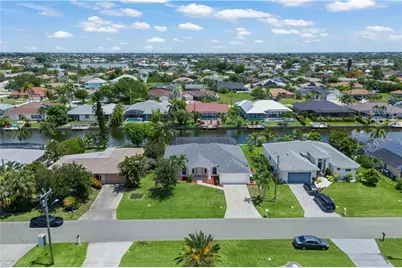 1023 SE 6th St, Cape Coral, FL 33990 - Photo 43