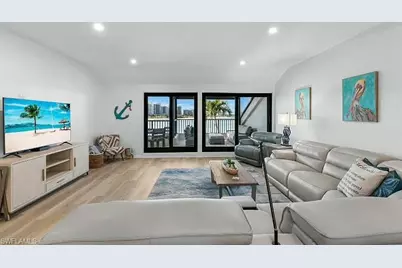 310 La Peninsula Blvd #310, Naples, FL 34113 - Photo 11