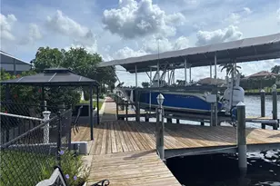 1951 SE 32nd St, Cape Coral, FL 33904 - Photo 11