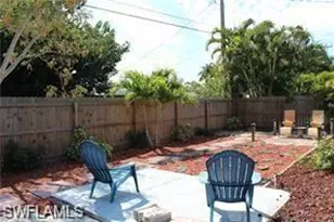 858 97th Ave N, Naples, FL 34108 - Photo 15