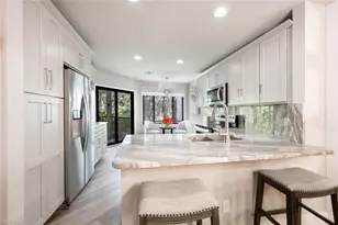 27113 Oakwood Lake Dr, Bonita Springs, FL 34134 - Photo 3