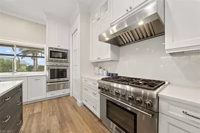 1537 Sand Castle Rd, Sanibel, FL 33957 - Photo 11