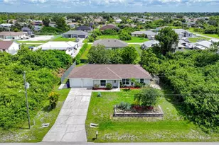 5538 Brookfield St, Lehigh Acres, FL 33971 - Photo 3