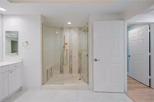 455 Cove Tower Dr, Naples, FL 34110 - Photo 19