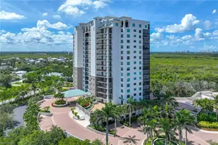 455 Cove Tower Dr, Naples, FL 34110 - Photo 3