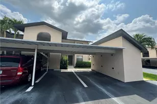 10041 Maddox Ln, Bonita Springs, FL 34135 - Photo 3