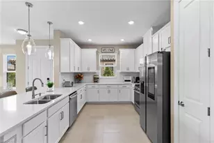 15189 Sacile St, Naples, FL 34114 - Photo 9