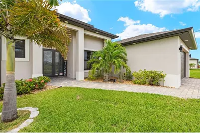1032 NW 35th Ave, Cape Coral, FL 33993 - Photo 5