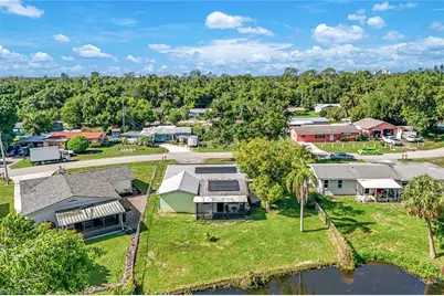 108 Powell Creek Cir, North Fort Myers, FL 33917 - Photo 37