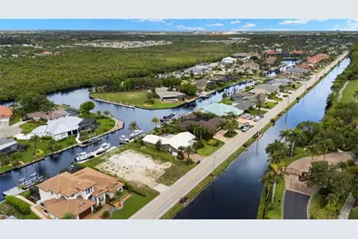 6708 Griffin Blvd, Fort Myers, FL 33908 - Photo 3