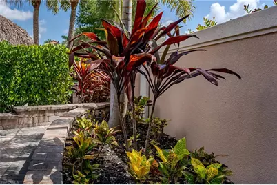 13571 Snook Cir, Naples, FL 34114 - Photo 7