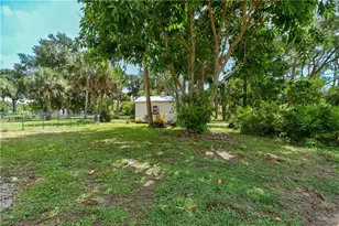 212 Lake Ave, Lehigh Acres, FL 33936 - Photo 9